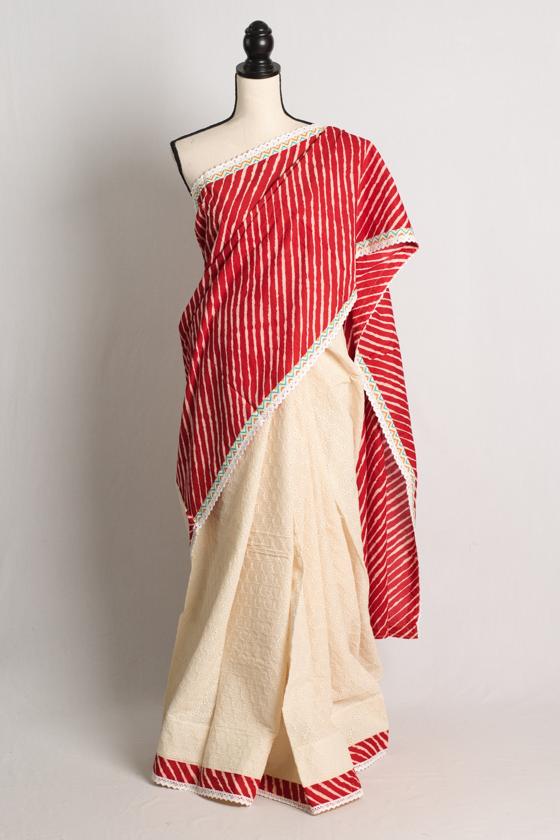 Red and White Designer Hakoba Cotton Saree.