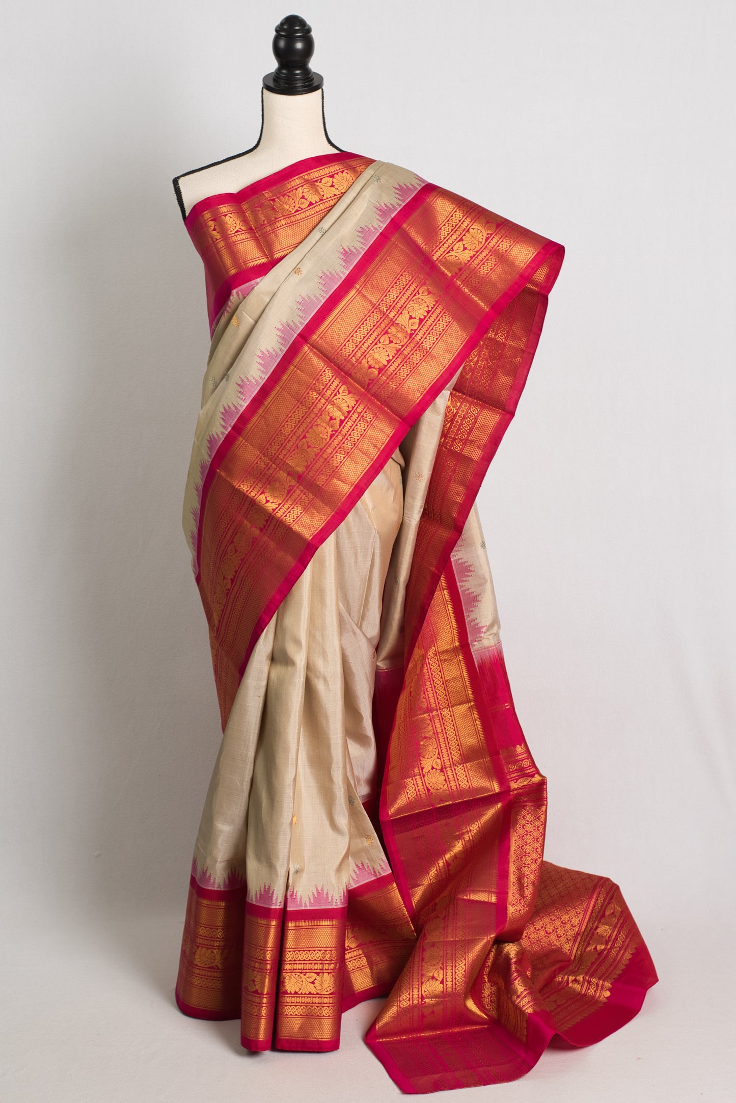 Gadwal Silk Saree with Kanchi Border in White Clay and Pink.