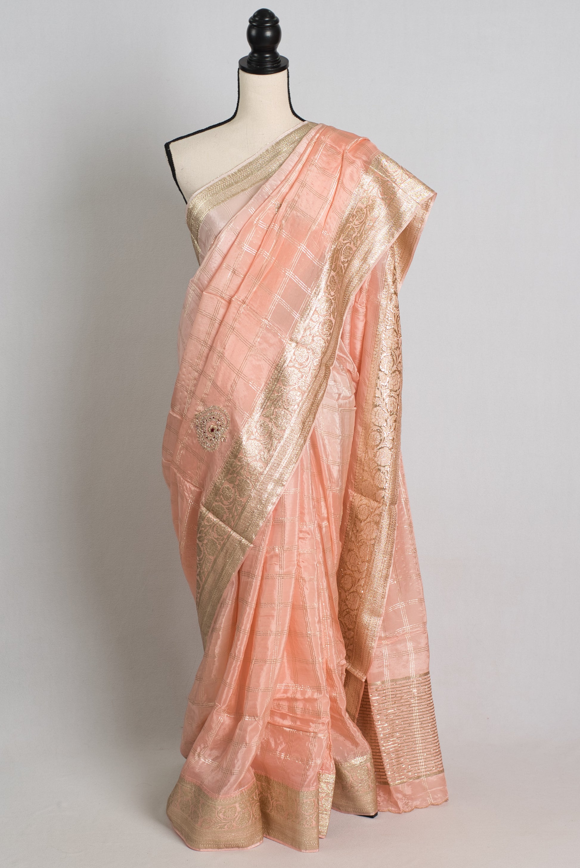 Gharchola Crepe Chinon Zardosi Embroidery Saree in Shaded Pink.