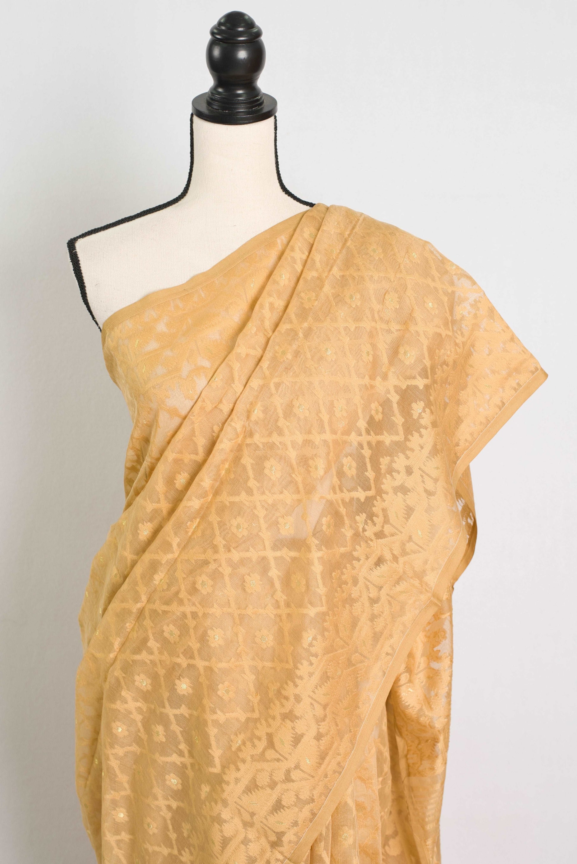 Beige Soft Jamdani Saree with Self Weaving Pattern