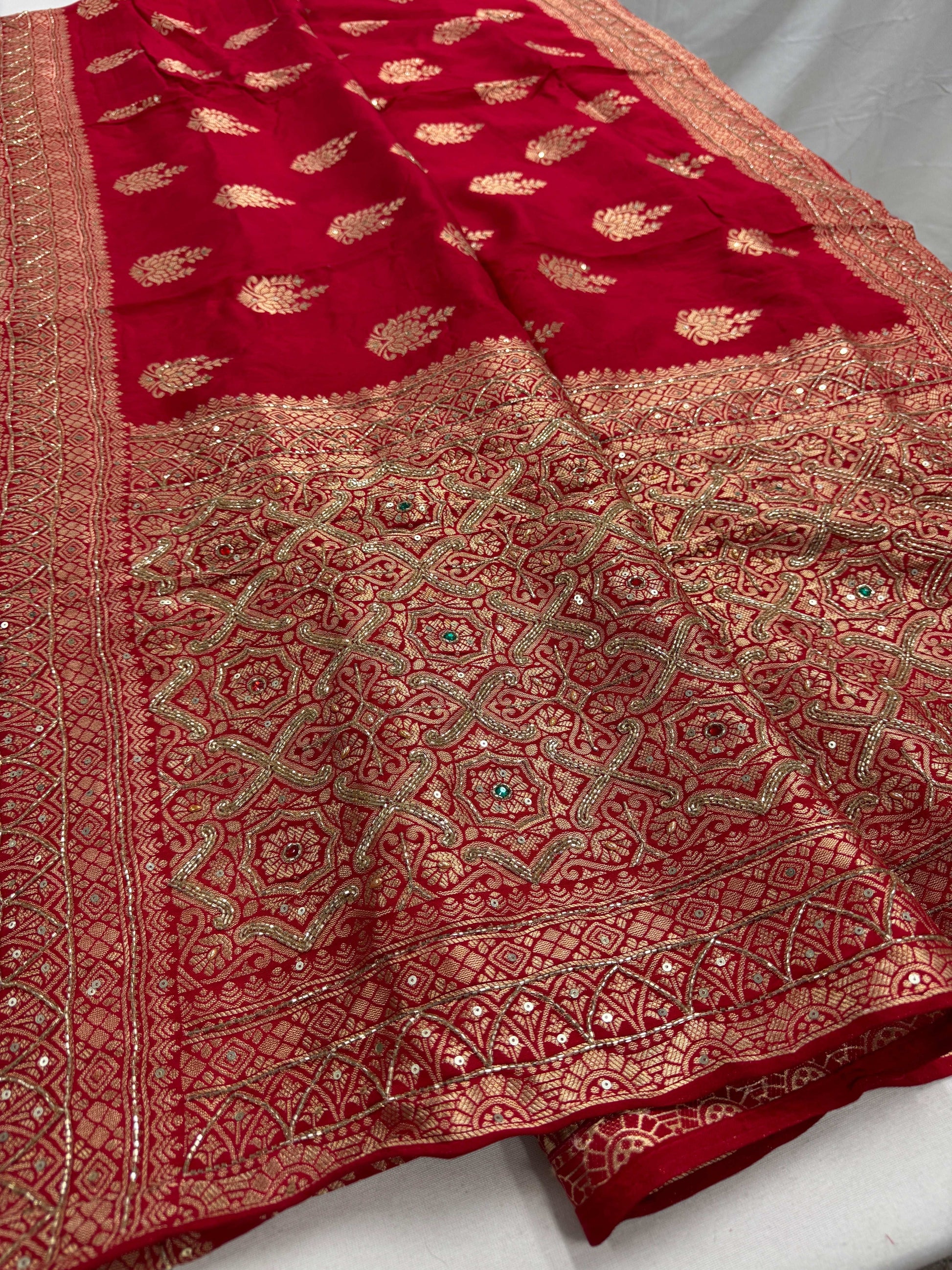 Tamanna : Hand Embroidery Soft Dola Silk Banarasi Saree in Red and Gold