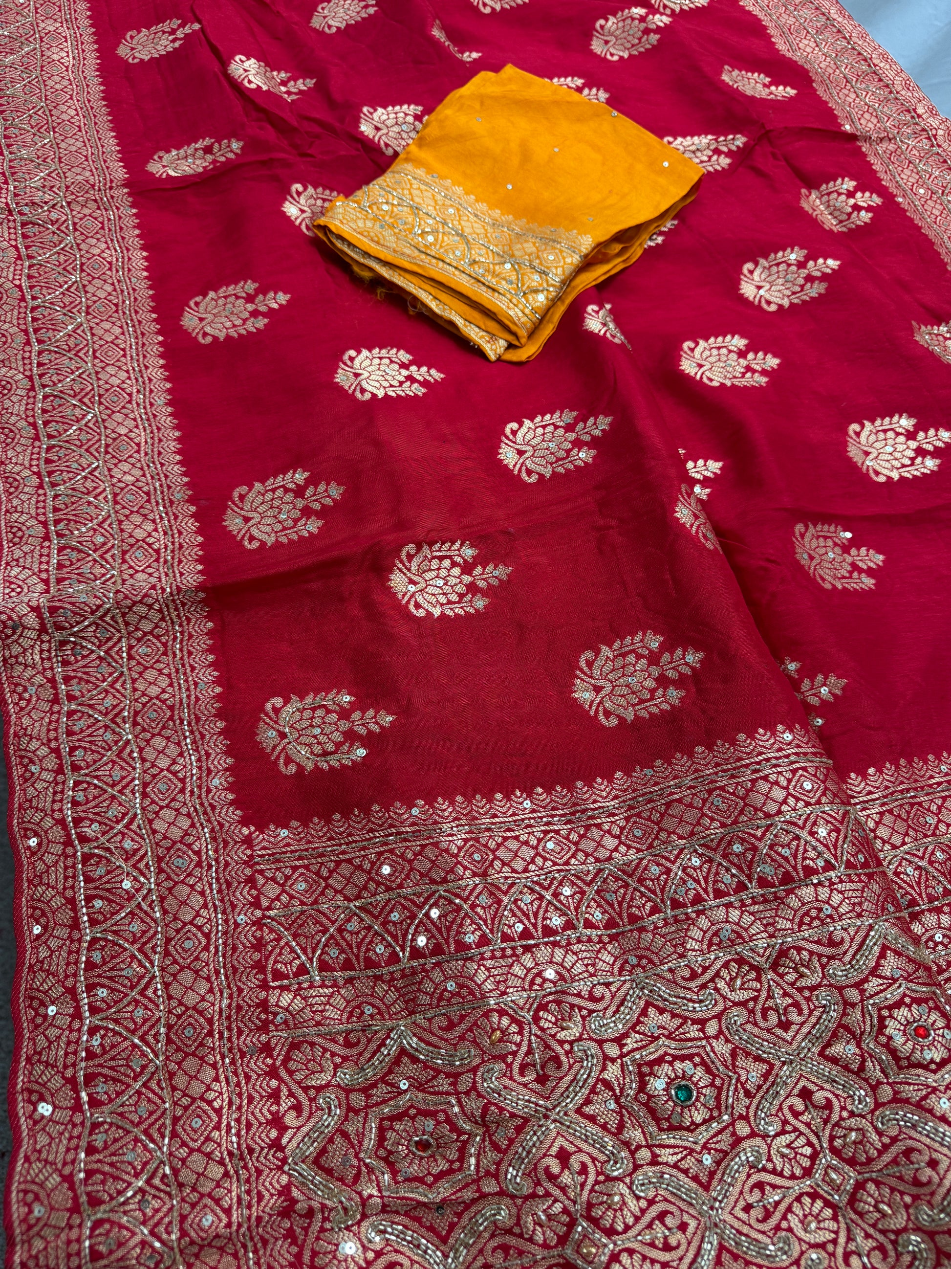 Tamanna : Hand Embroidery Soft Dola Silk Banarasi Saree in Red and Gold