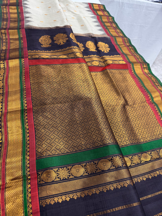 Silk Mark Certified Gadwal Silk Saree in Cement White and Black.