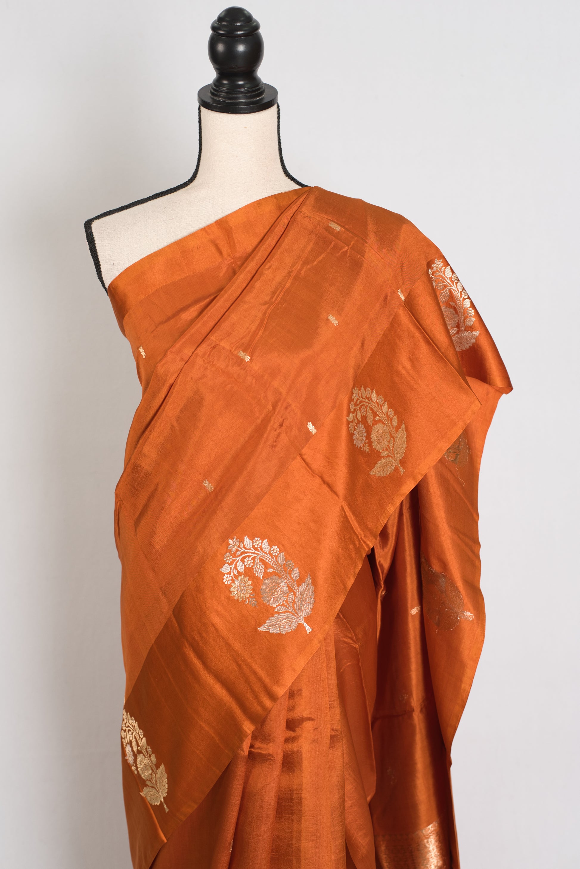 Ragini | Rust Brown & Gold Silk Mark Certified Katan Banarasi Silk Saree image 5