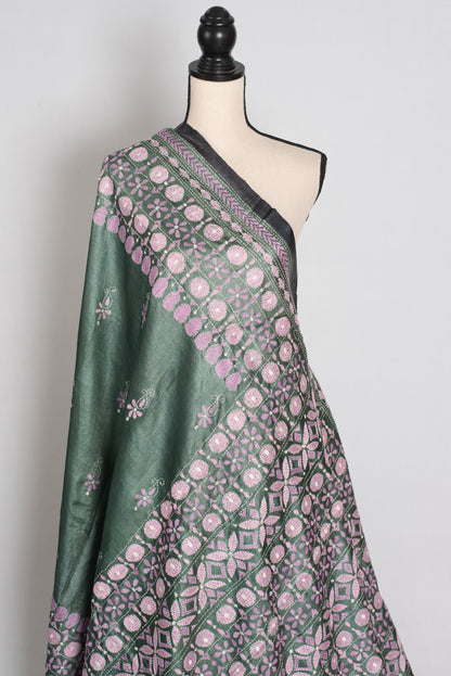 Sandhya : Green and Black Hand Embroidered Kantha Stitch Pure Tussar Silk Saree image 4