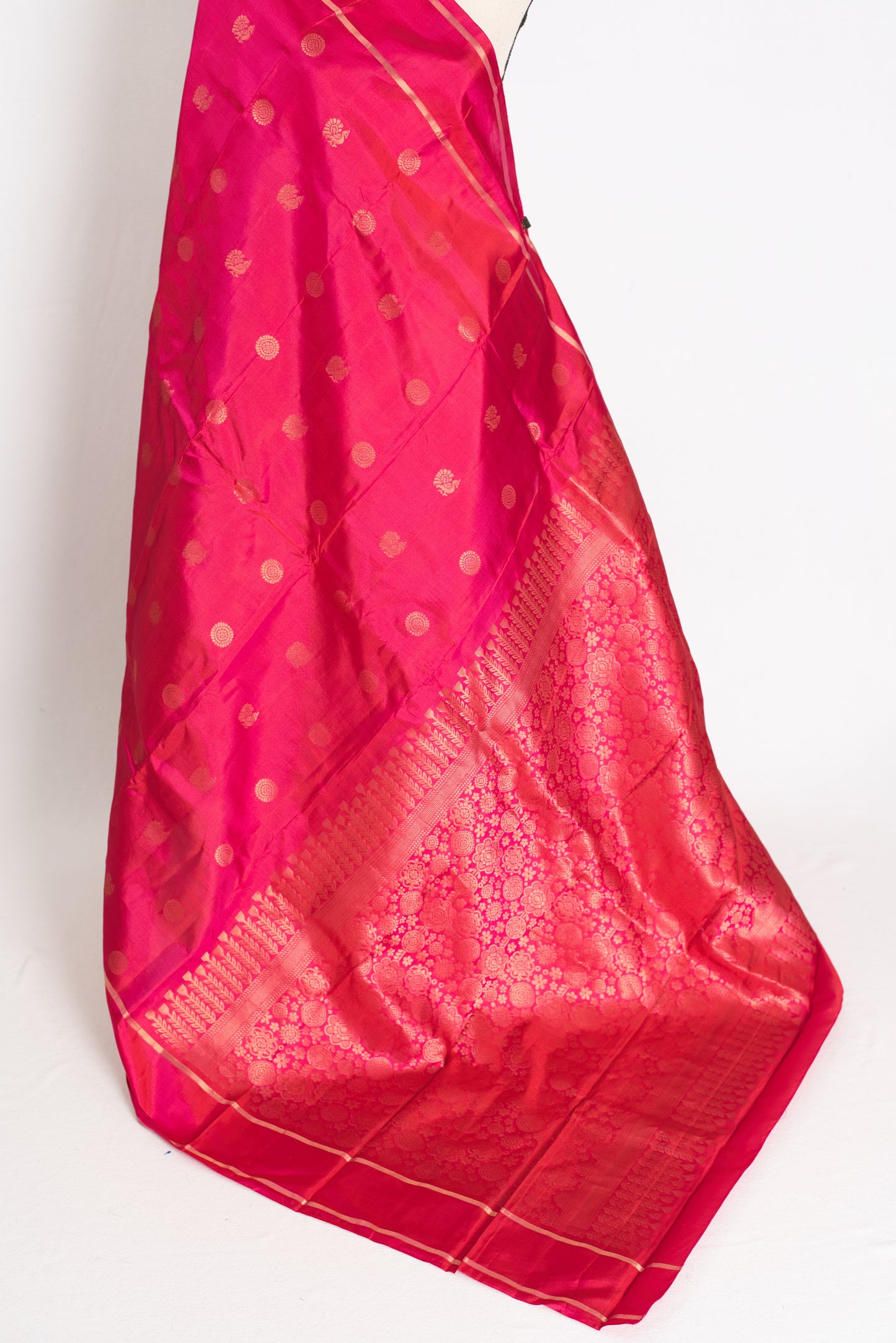 Ira: Rani Pink Handloom Kanjivaram Silk Saree with Traditional Peacock Motifs image 3