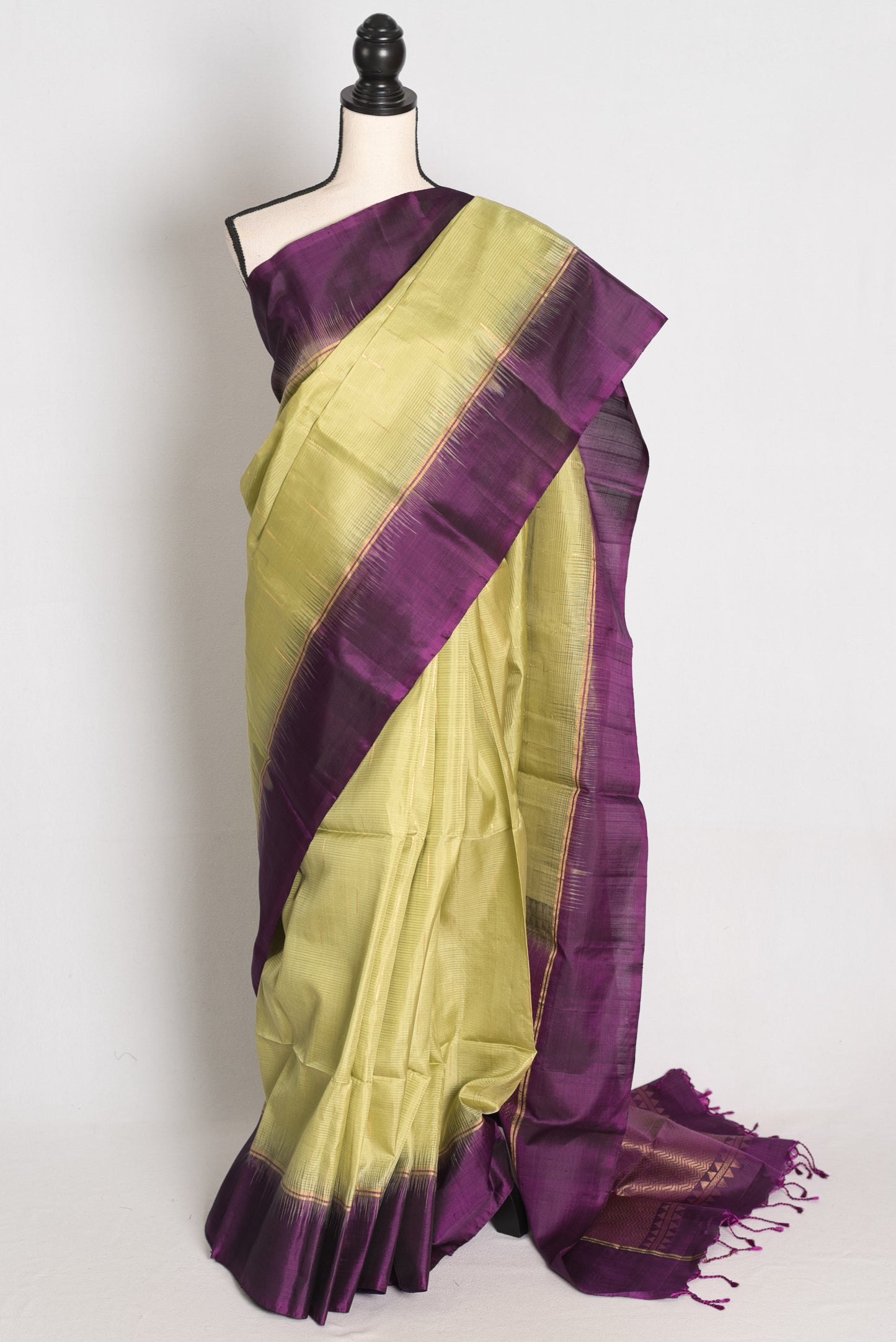 Ila : Lime Green and Deep Purple Lightweight Kanjivaram Silk Saree image 0