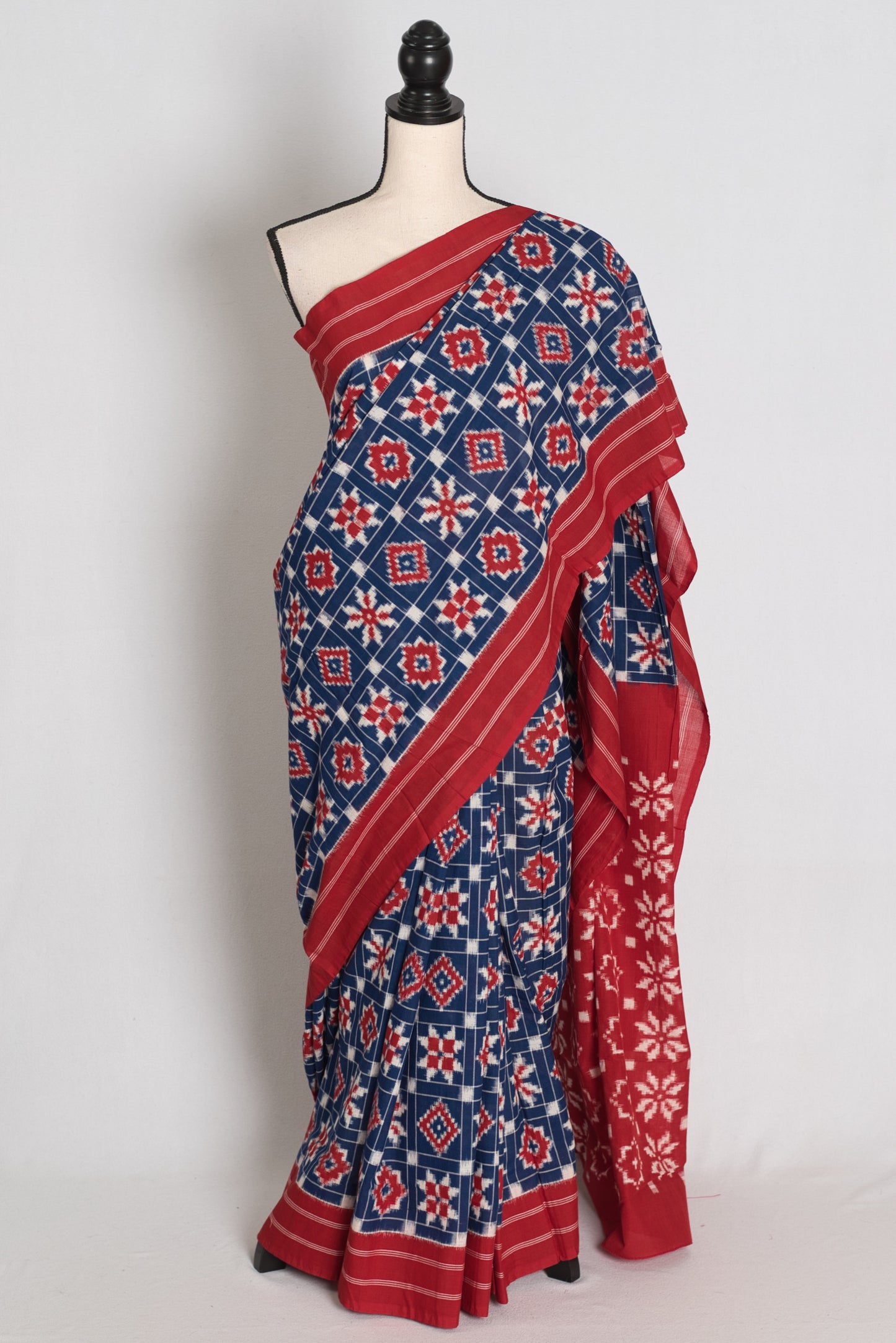 Tia Blue and Red Telia Rumal Handwoven Pochampally Double Ikat Pure Cotton Saree image 0