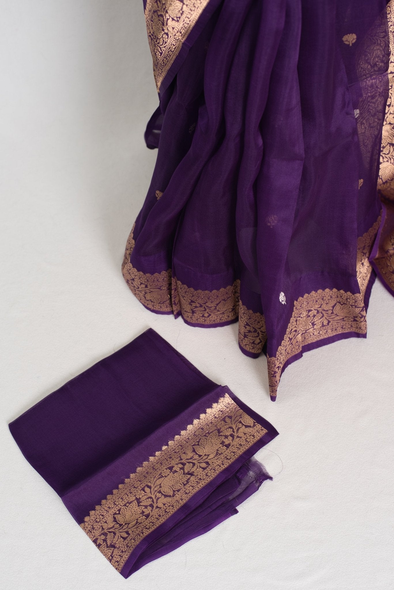 Arpita : Silk Mark Certified Purple and Gold Kora Organza Banarasi Saree - Saree Mandi