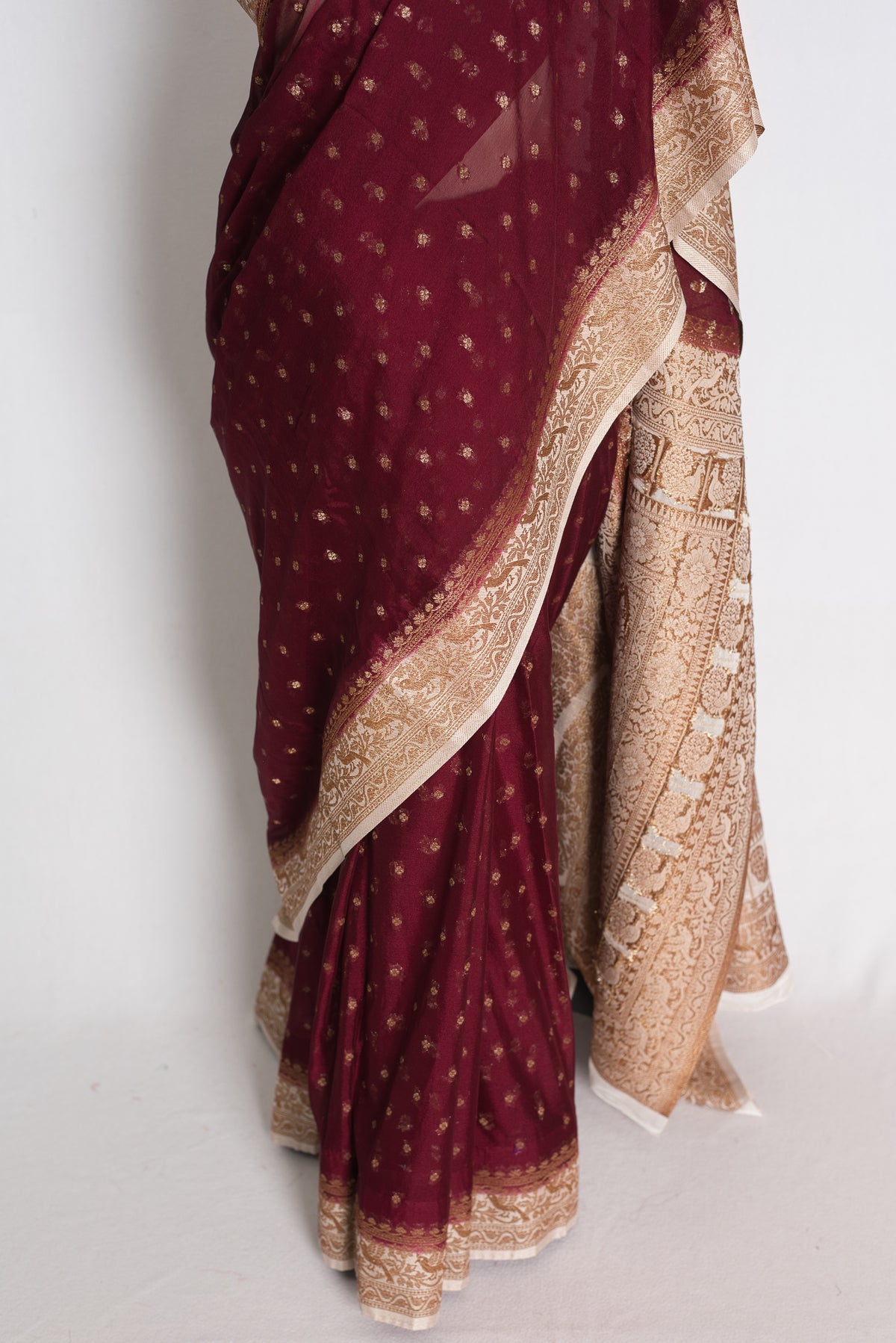 Savita: Maroon Semi Georgette Banarasi Saree with White Border image 6