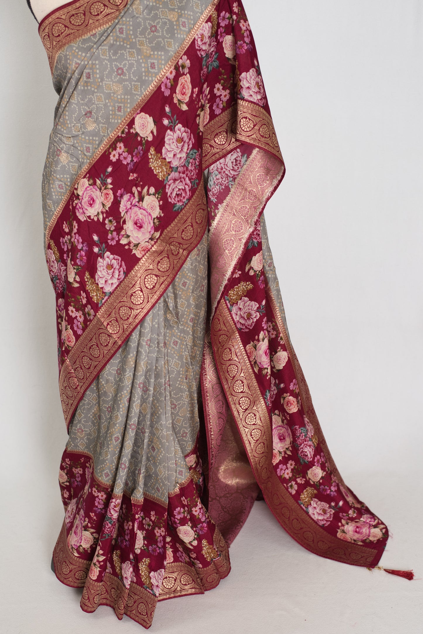 Mahi | Grey Patola & Floral Printed Dola Silk Banarasi Saree image 5