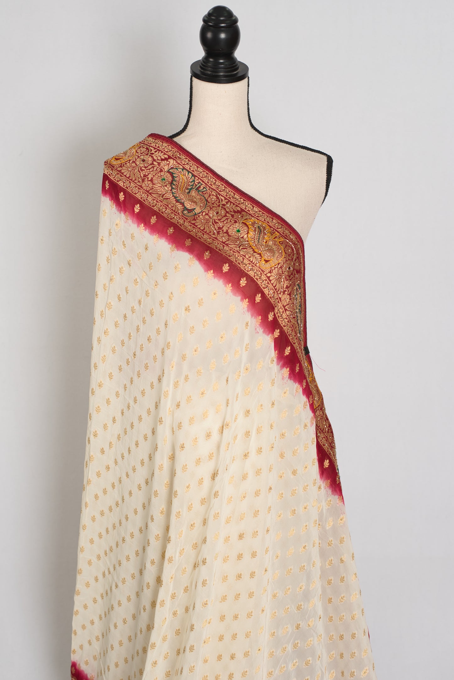 Jiya | Cream & Maroon Crepe Georgette Banarasi Saree | Traditional Bengali look image 4