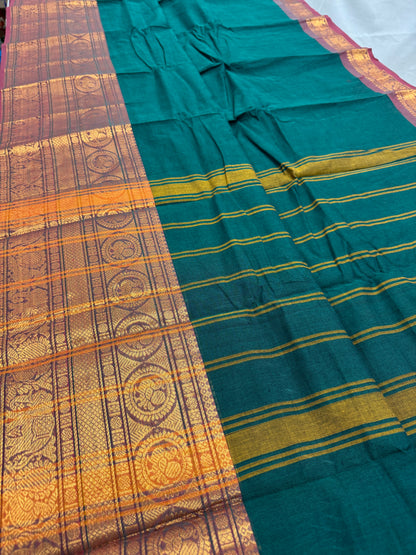 Gayetri : Handwoven Kanchi Cotton Saree in Peacock Green image 3