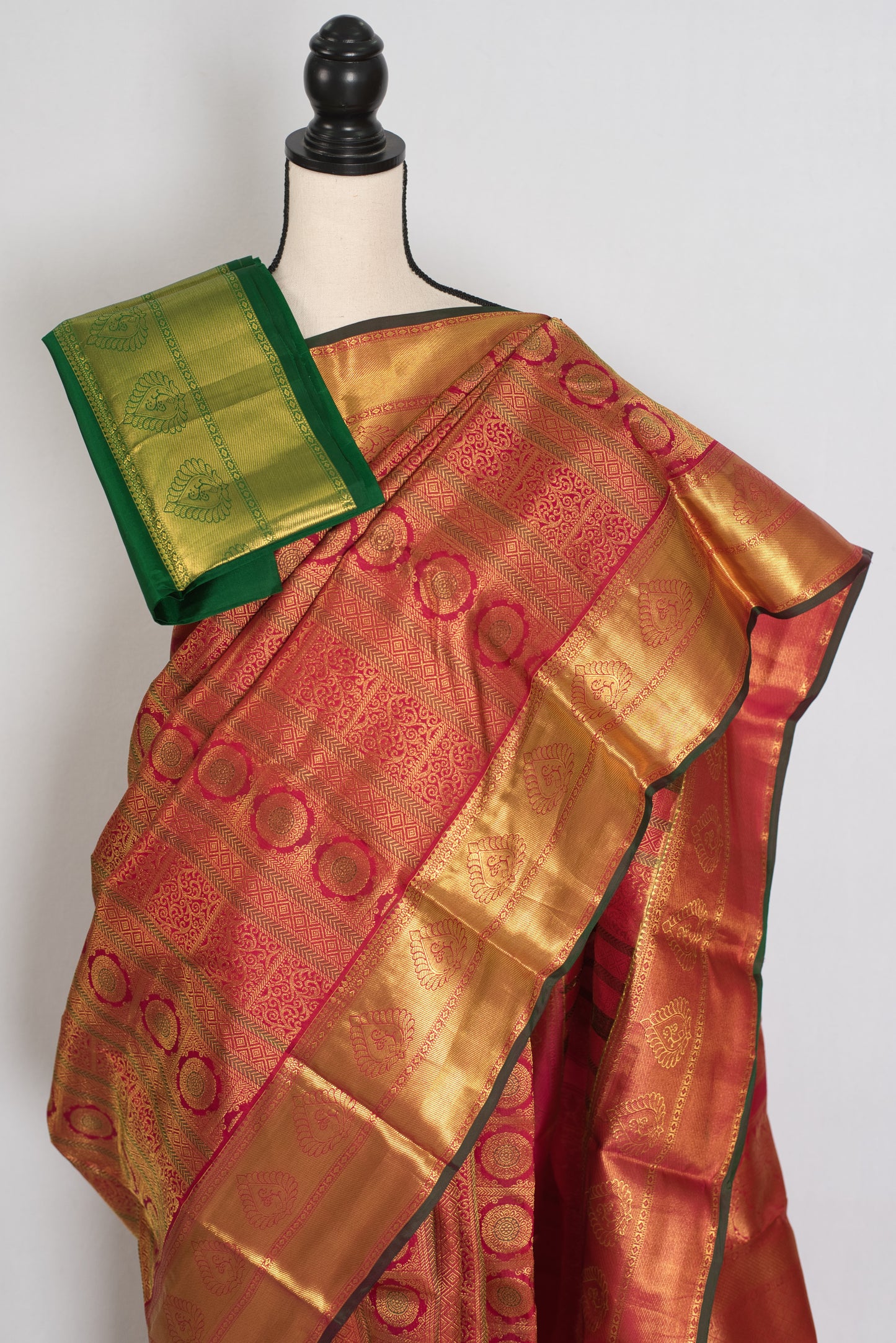 Kalyani : Dark Pink & Gold Bridal Kanjivaram Brocade Saree (Silk Mark Certified) image 2