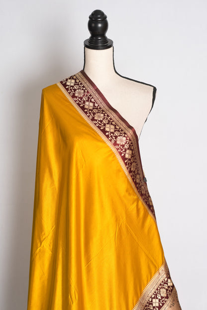 Damini: Mustard Yellow Semi Mashru Valkalam Banarasi Silk Saree image 4