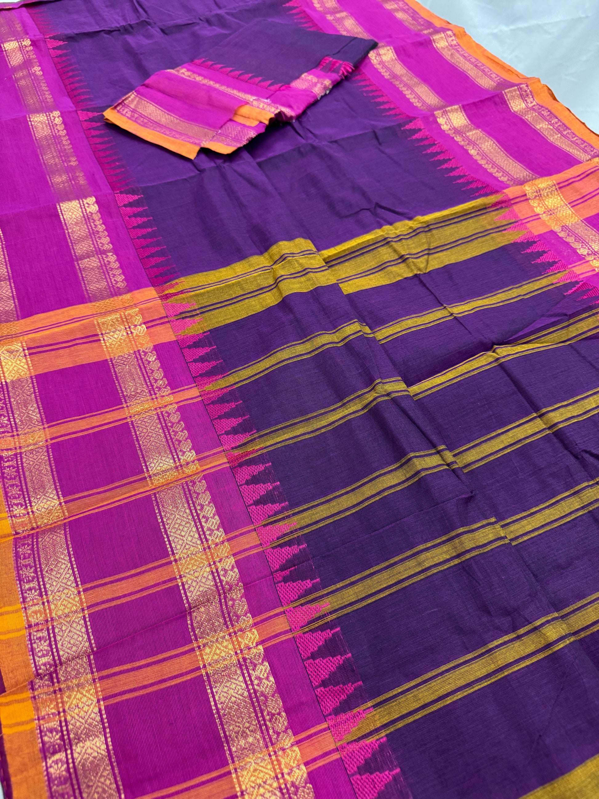 Bina : Handwoven Kanchi Cotton Saree in Purple and Rani Pink image 4
