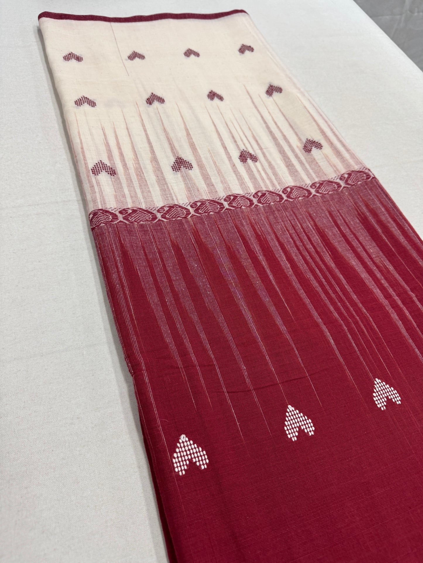 Pritha : Beige and Maroon Dhaniakhali Soft Cotton Saree with Kotki Border image 5