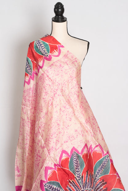 Dhriti : Cream and Pink Contemporary Floral Crack Batik Pure Silk Saree image 3