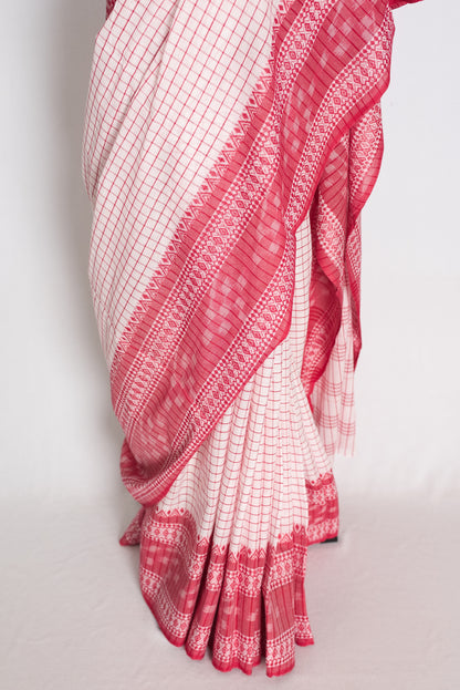 Bhumi: White and Red Kotki Border Checks Soft Cotton Dhaniakhali Saree image 5
