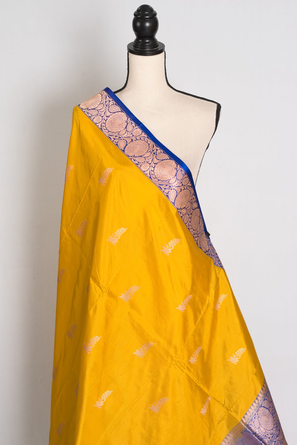 Shukti : Yellow Pure Katan Banarasi Silk Saree with Gold Zari | Silk Mark image 4