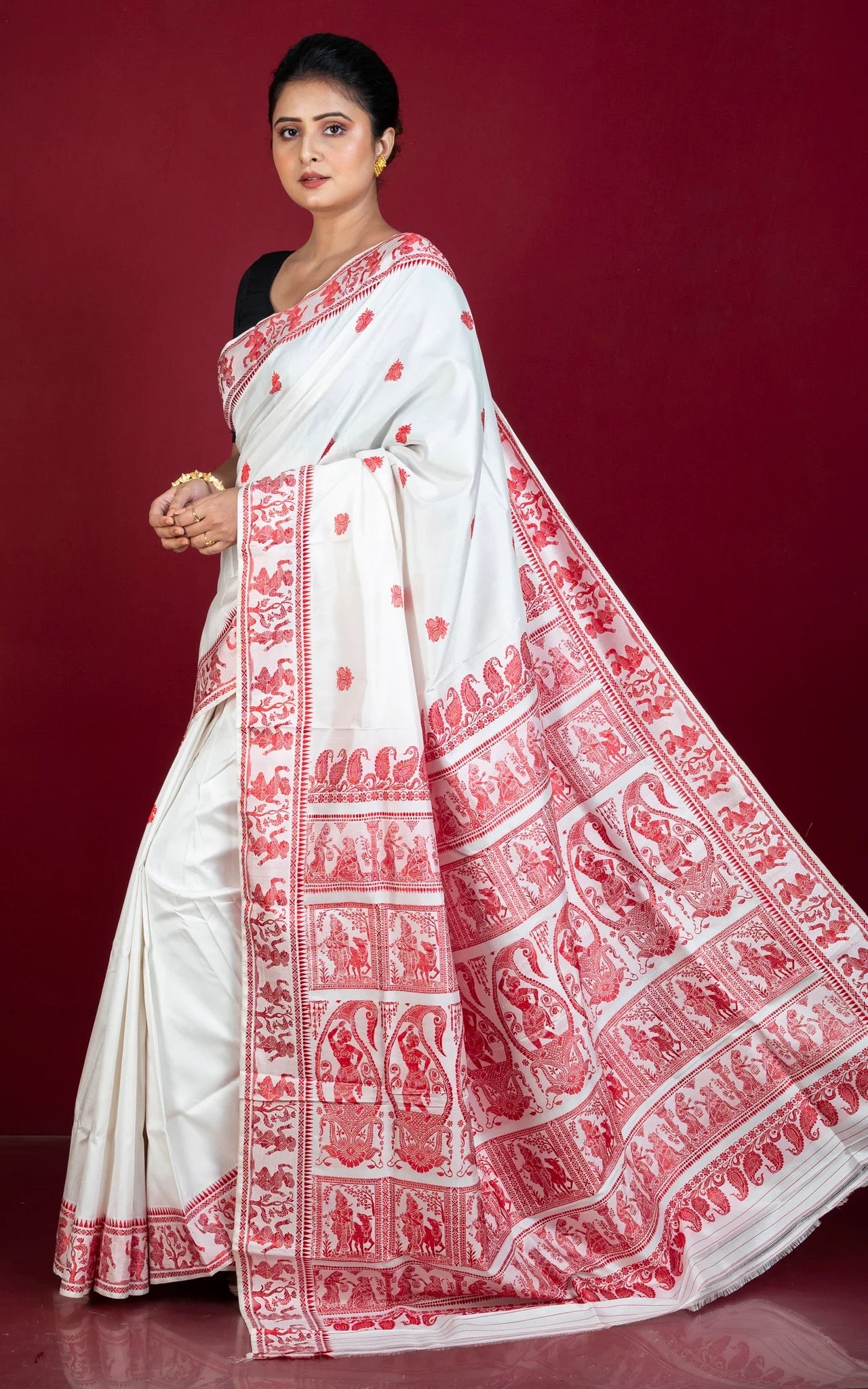 Silk Mark Certified Baluchari Saree in White and Red.