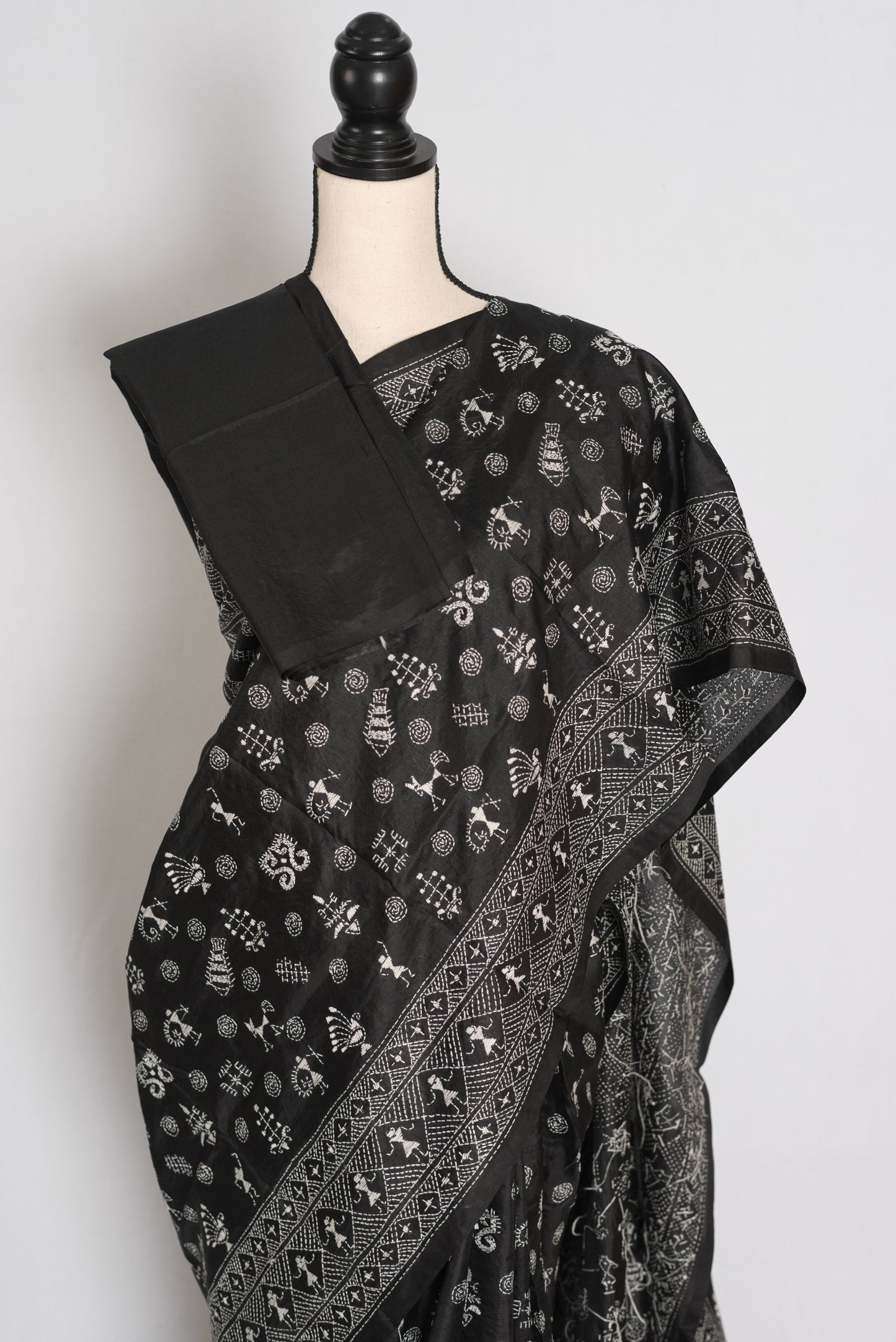 Kriti : Black Pure Silk Hand-Embroidered Kantha Stitch Saree with Warli Designi image 2