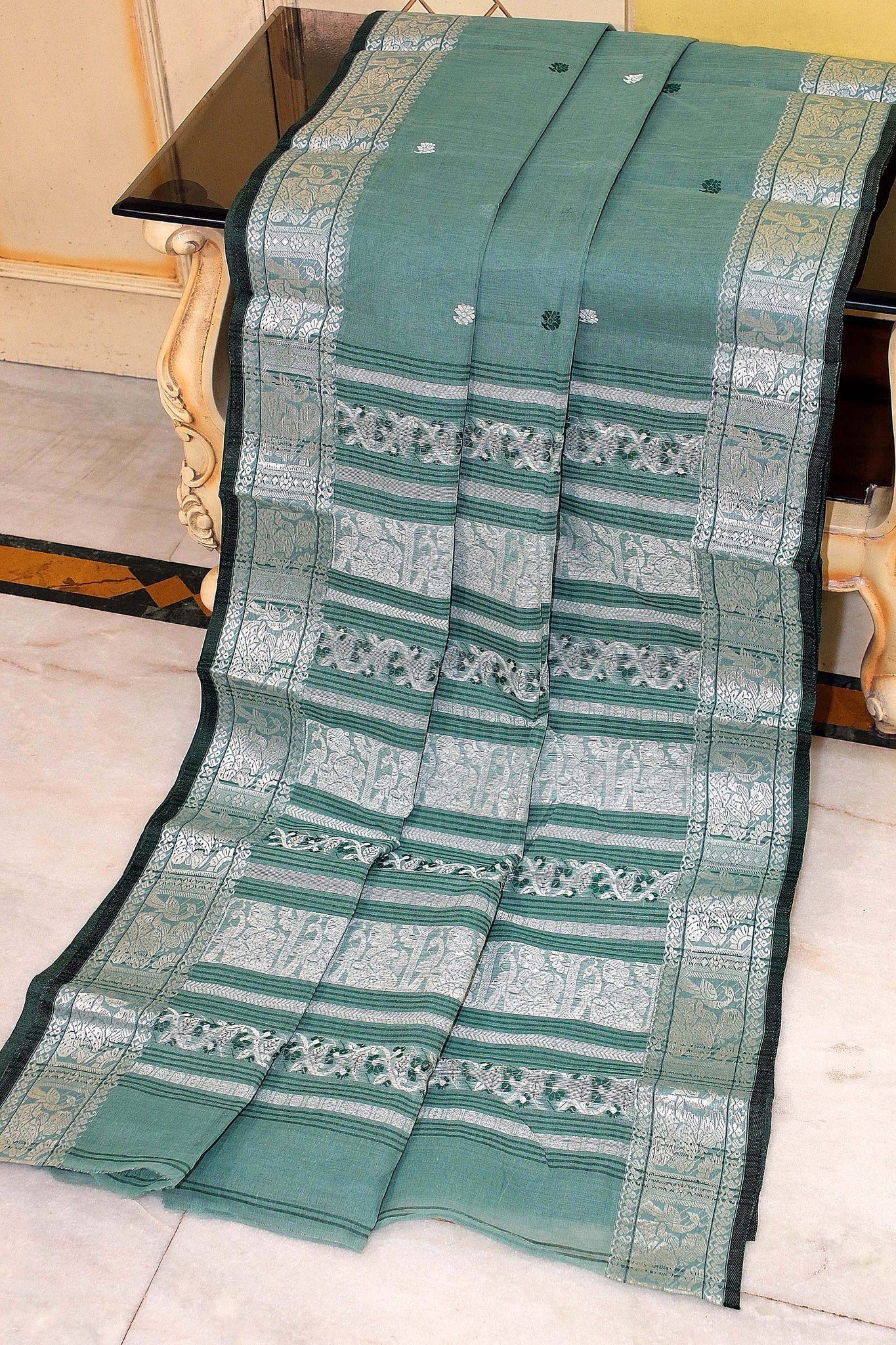 Bengal Cotton Baluchari Saree in English Green- Bengali Tant Saree.