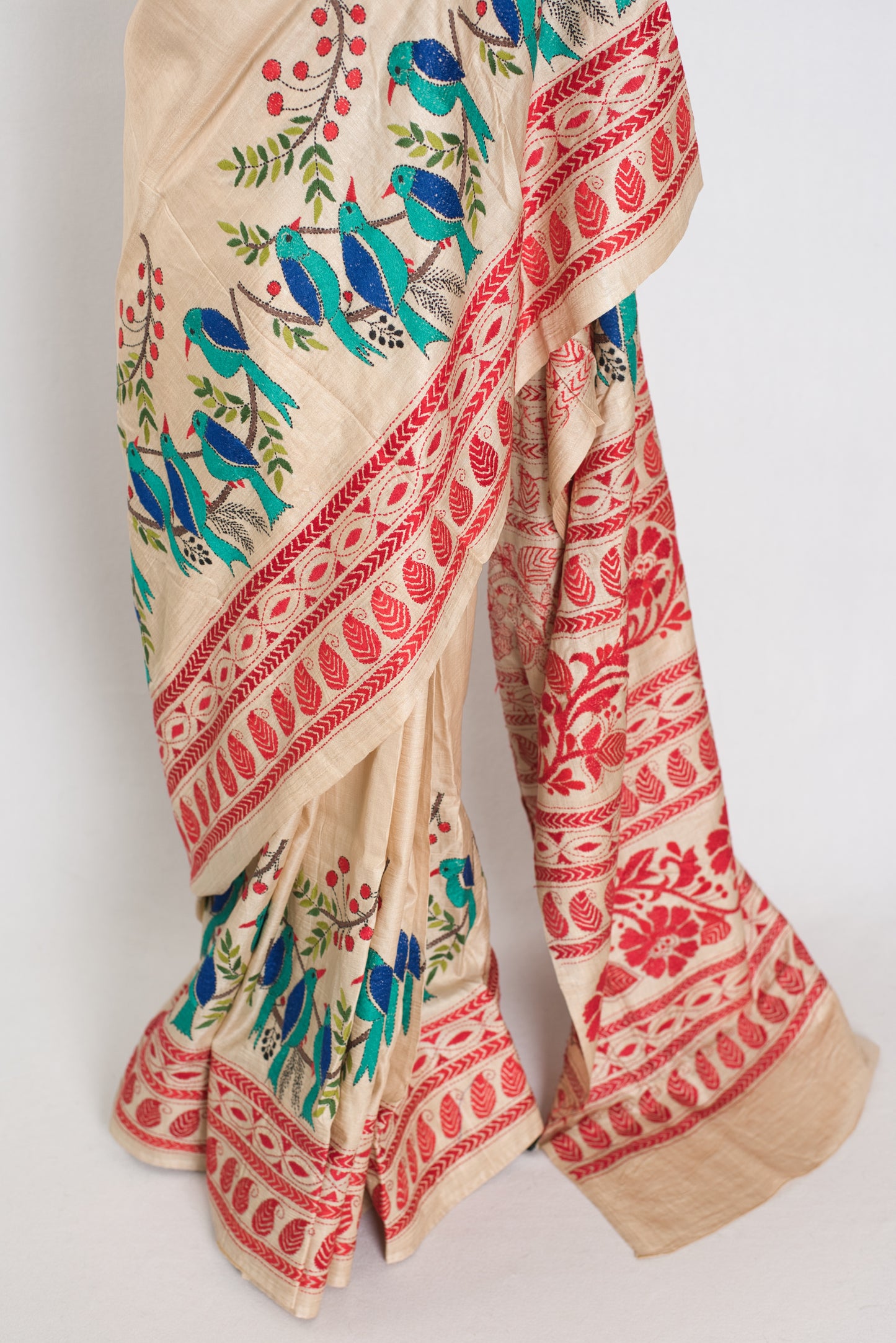 Stuti | Exclusive Bird Motif Hand-Embroidered Gachi Tussar Silk Saree image 5