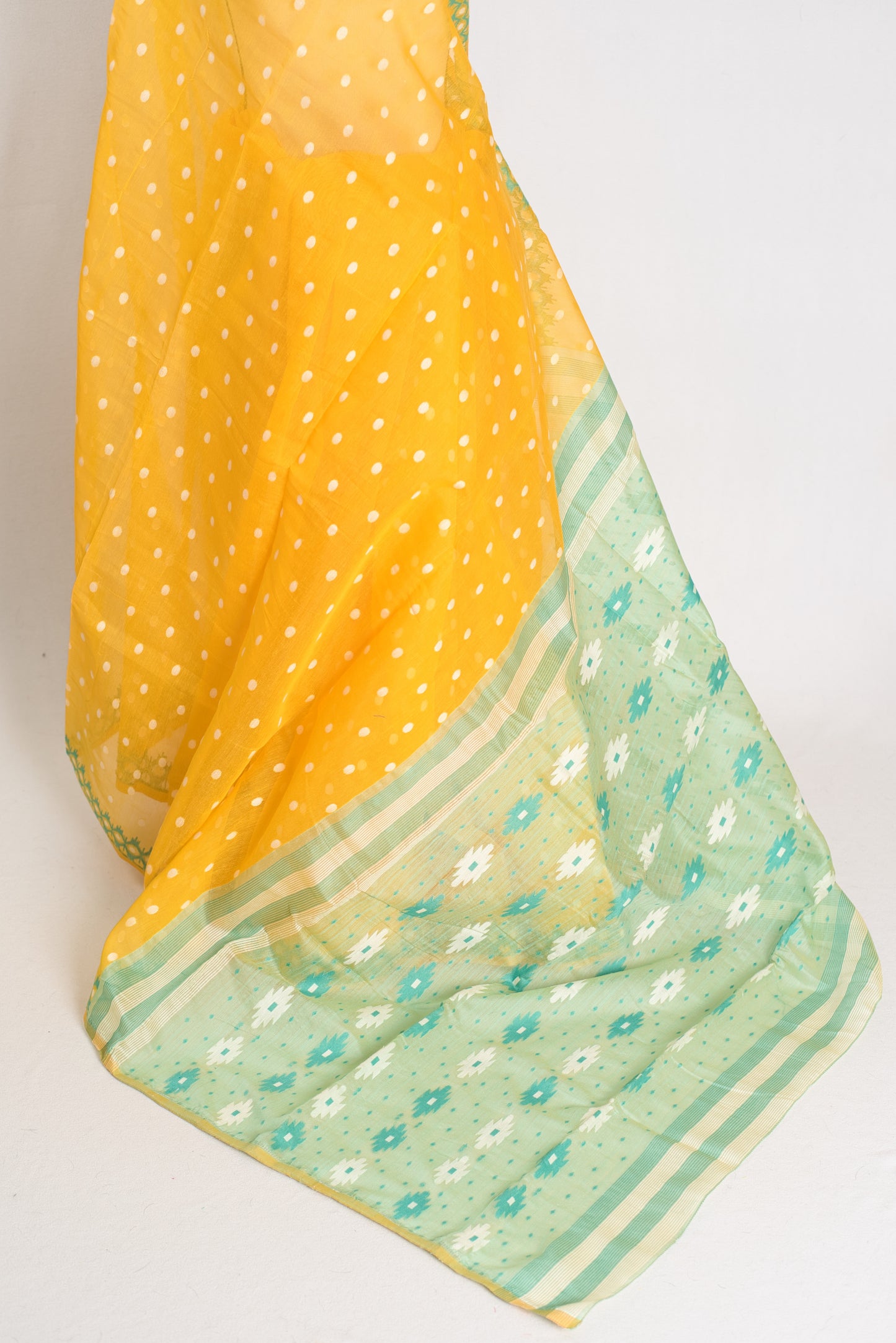 Gayetri : Yellow and Green Blended Soft Cotton Jamdani Bengali Saree image 3