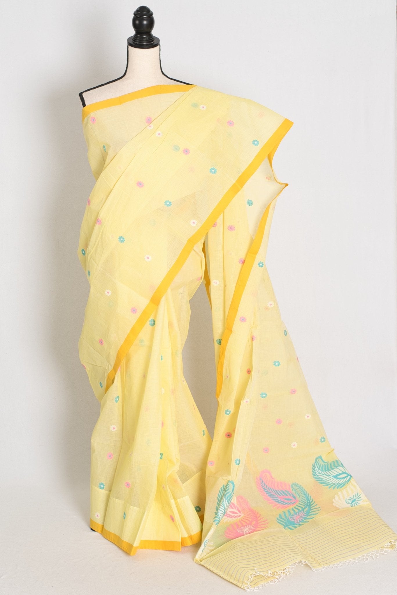 Bhumi: Light Yellow Pure Bengal Cotton Jamdani Saree - Handloom Tant - Saree Mandi