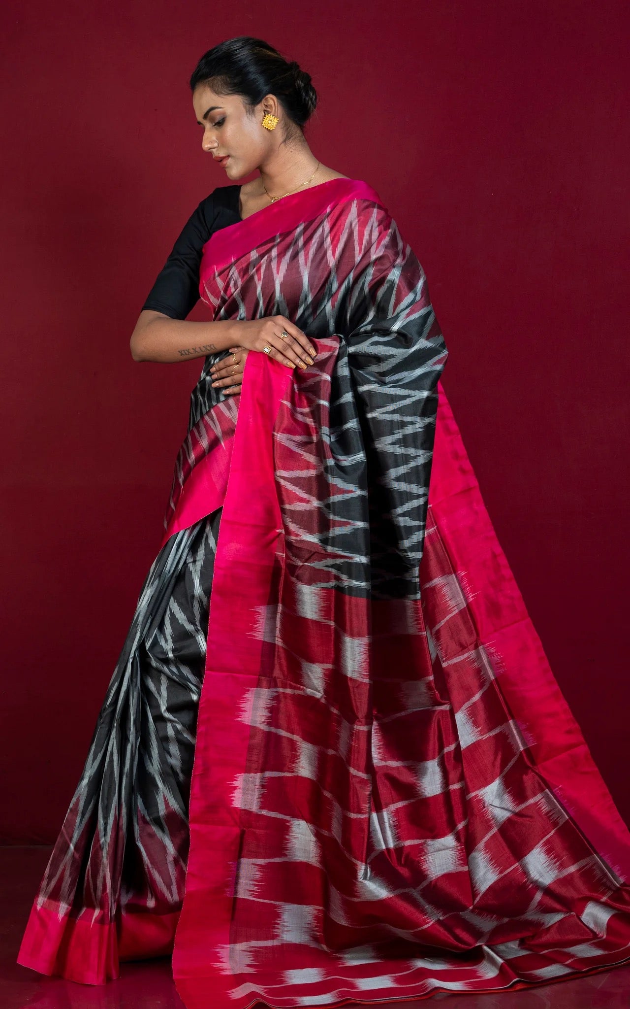 Black Bishnupuri Ikkat Silk Saree - Bengal Silk Saree Collection.
