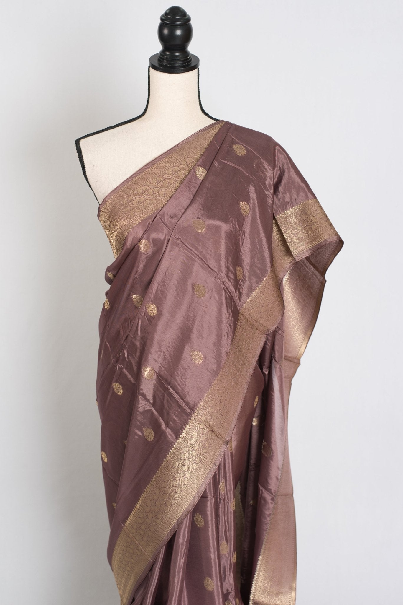 Brinda : Semi Crepe Silk Traditional Banarasi Saree in Brown and Gold - Saree Mandi