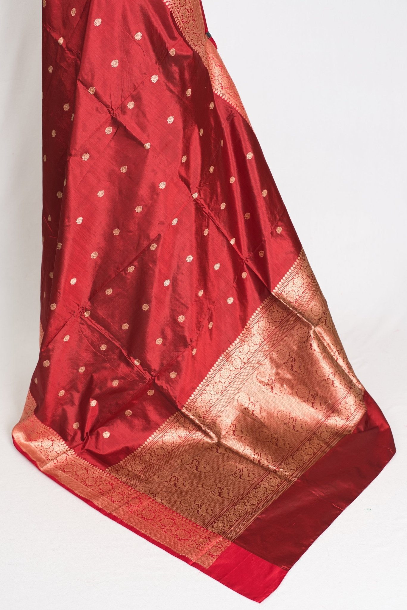 Brinda : Silk Mark Certified Katan Banarasi Saree in Brownish Maroon and Red - Saree Mandi