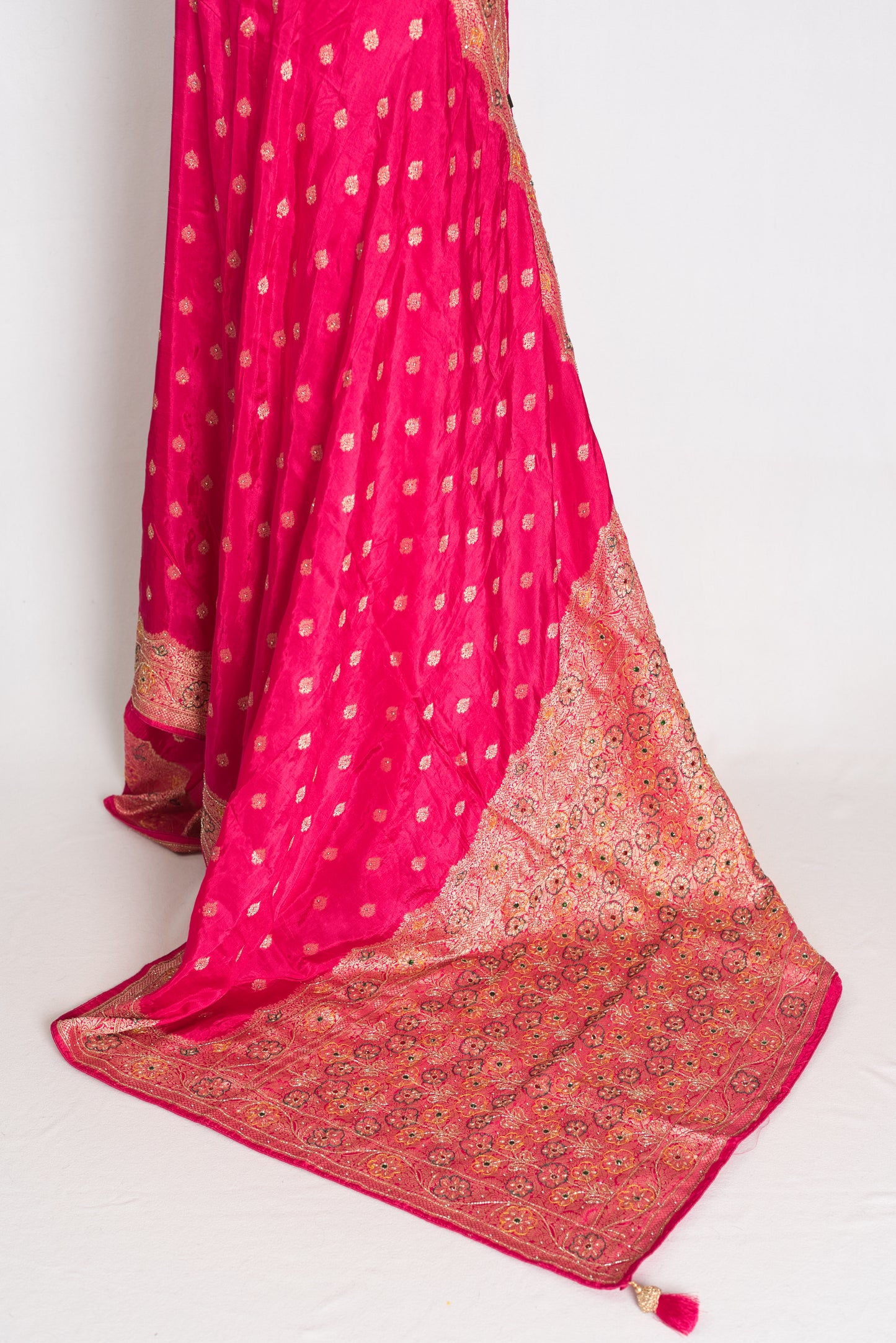 Afrin Pink and Gold Hand Embroidered Banarasi Saree with 36 Size Stitched Blouse image 4