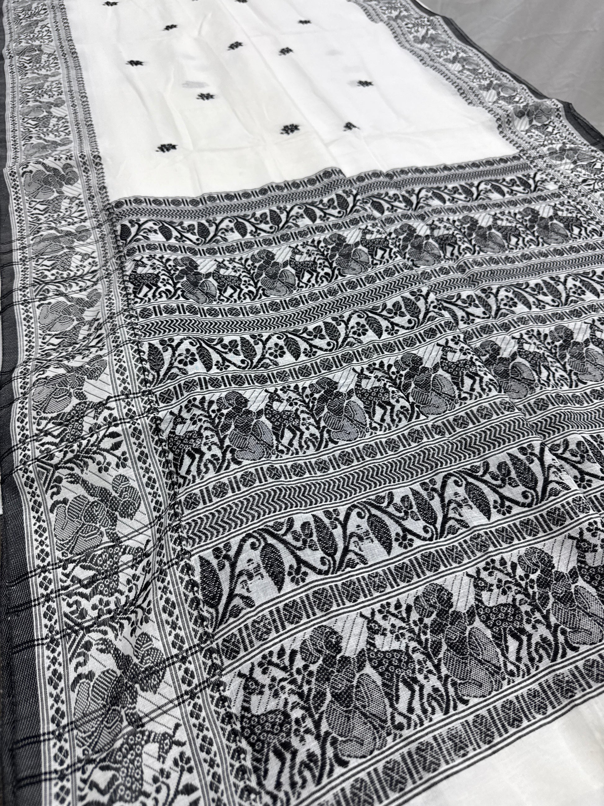 Nandini : Off-White and Black Soft Cotton Baluchari Saree with Blouse Piece image 2