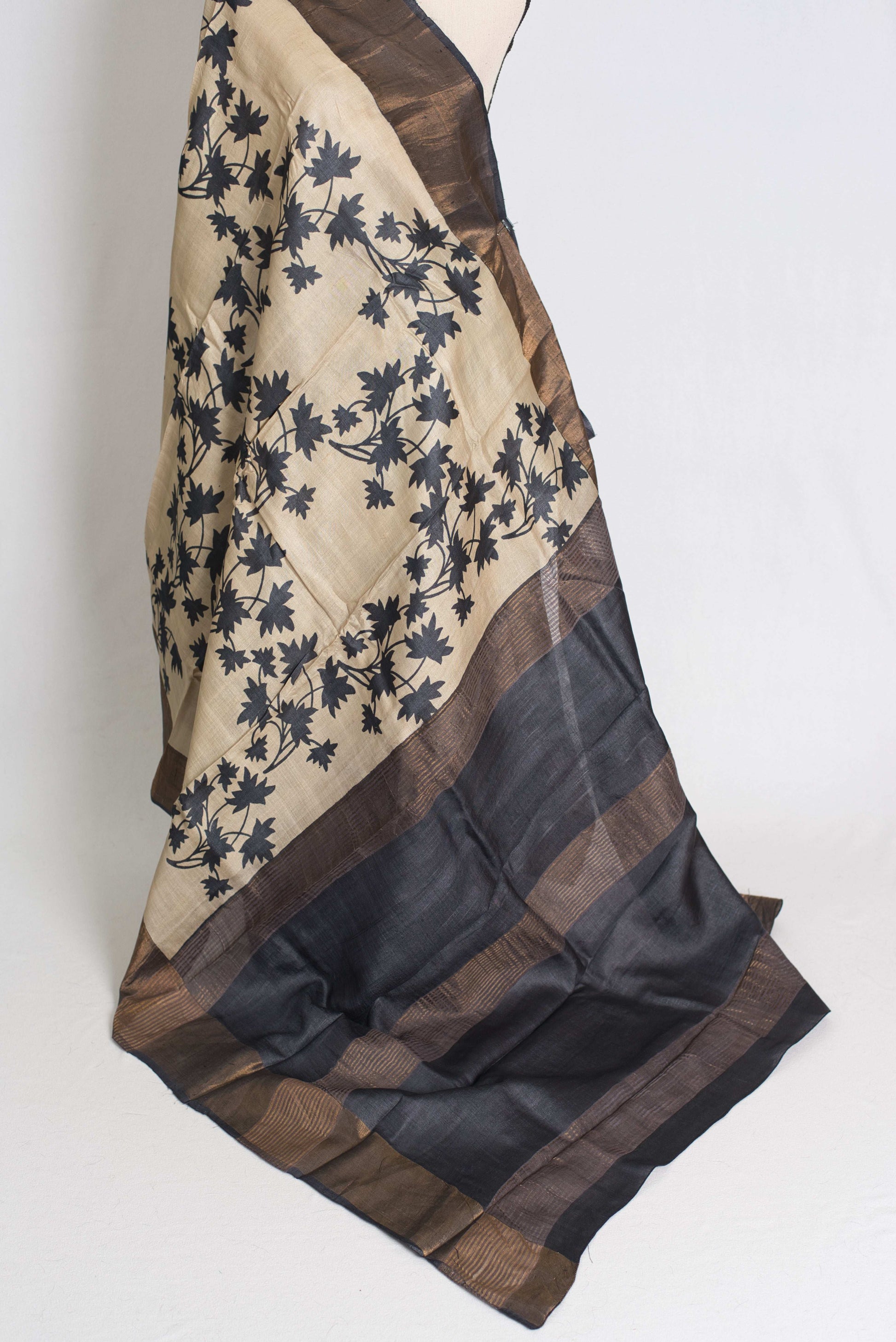 Mira : Printed Tussar Silk Saree in Cream and Black image 3