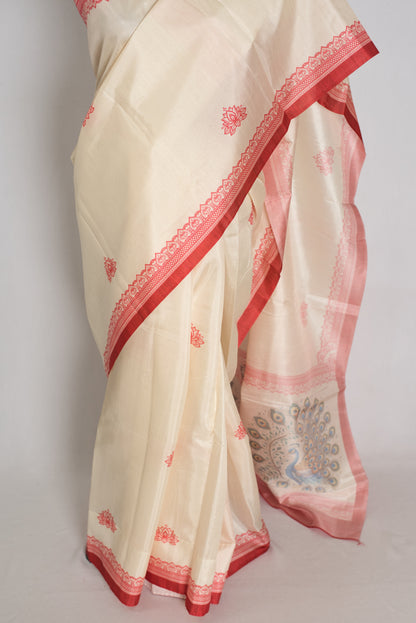 Gayatri: Cream and Red Printed Semi Silk Durga Puja Saree with Durga Pallu image 6