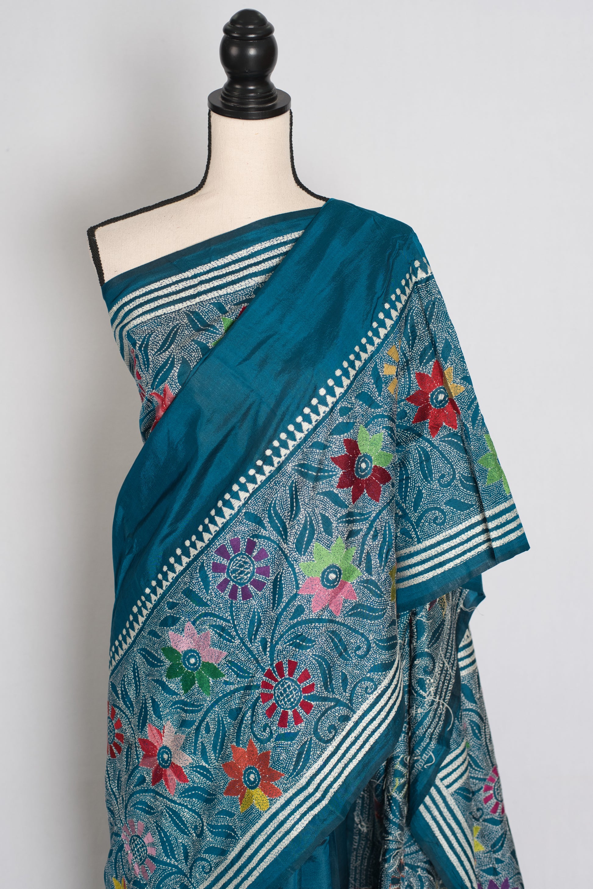 Dhriti : Teal Blue Hand Embroidered Kantha Stitch Pure Bangalore Silk Saree image 5