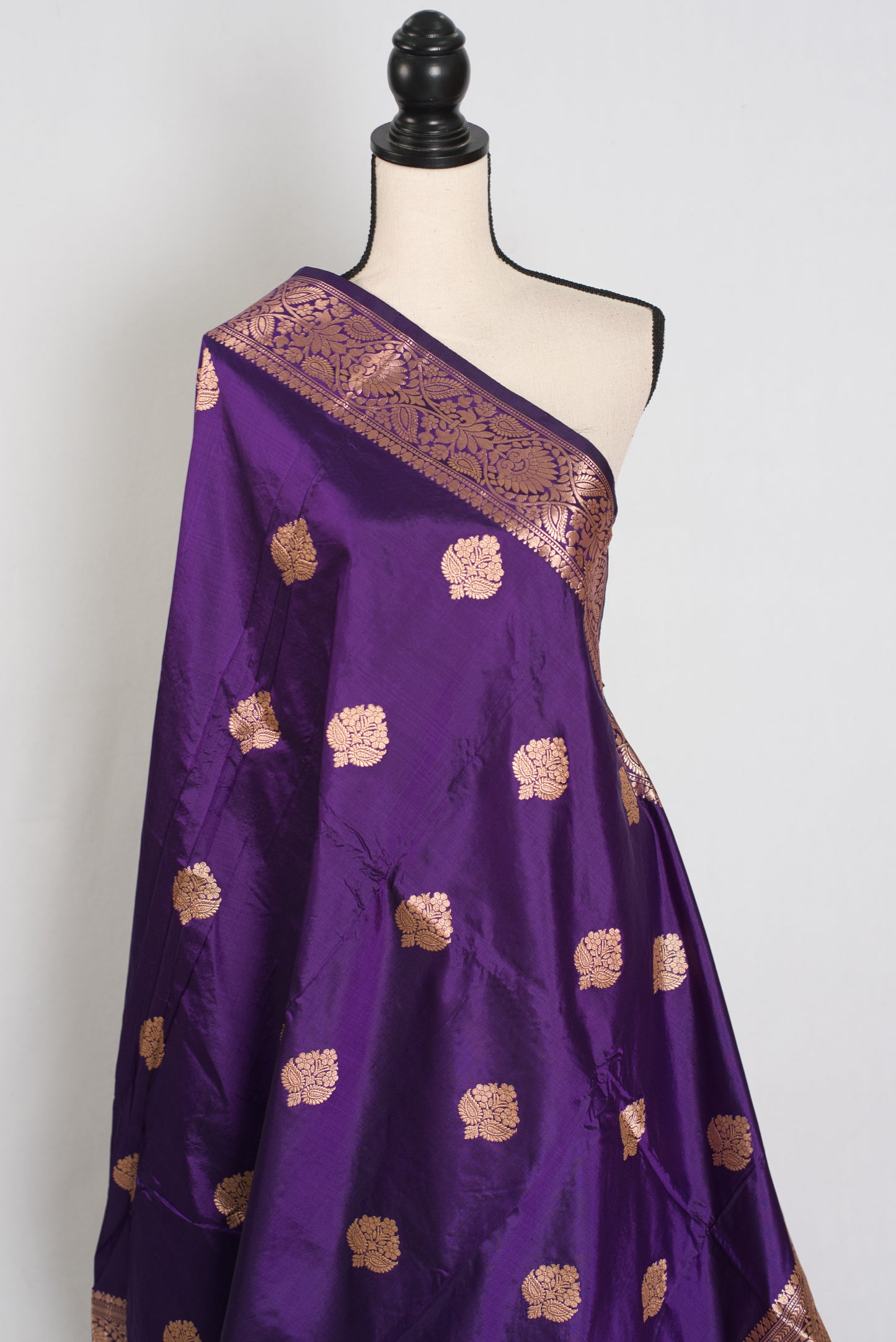 Naina | Deep Purple & Antique Gold Pure Katan Silk Banarasi Saree image 5