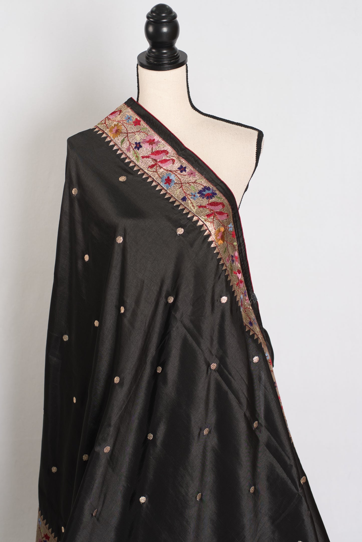 Brinda : Semi Tussar Silk Paithani Embroidered Black Designer Saree image 3