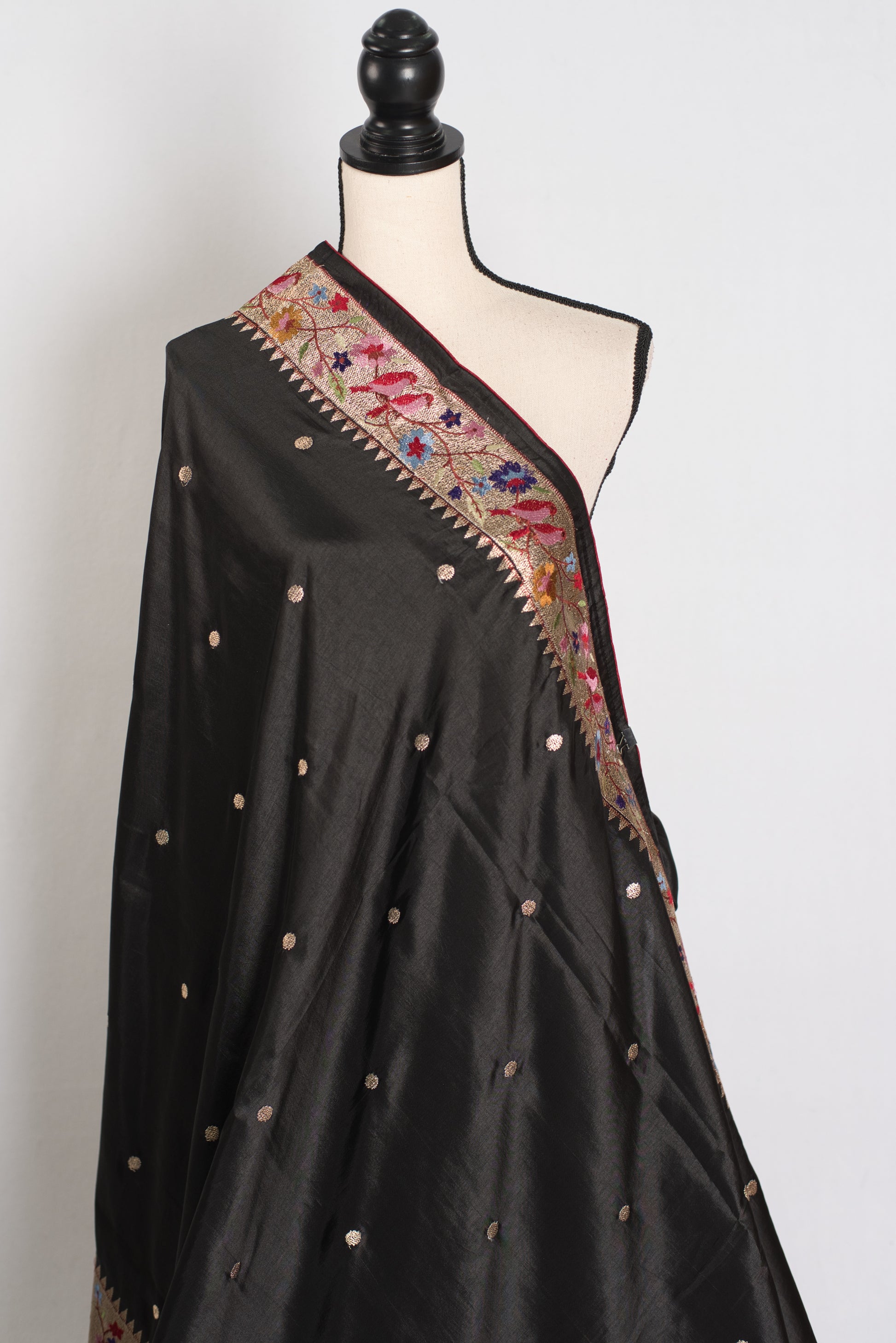 Brinda : Semi Tussar Silk Paithani Embroidered Black Designer Saree image 3