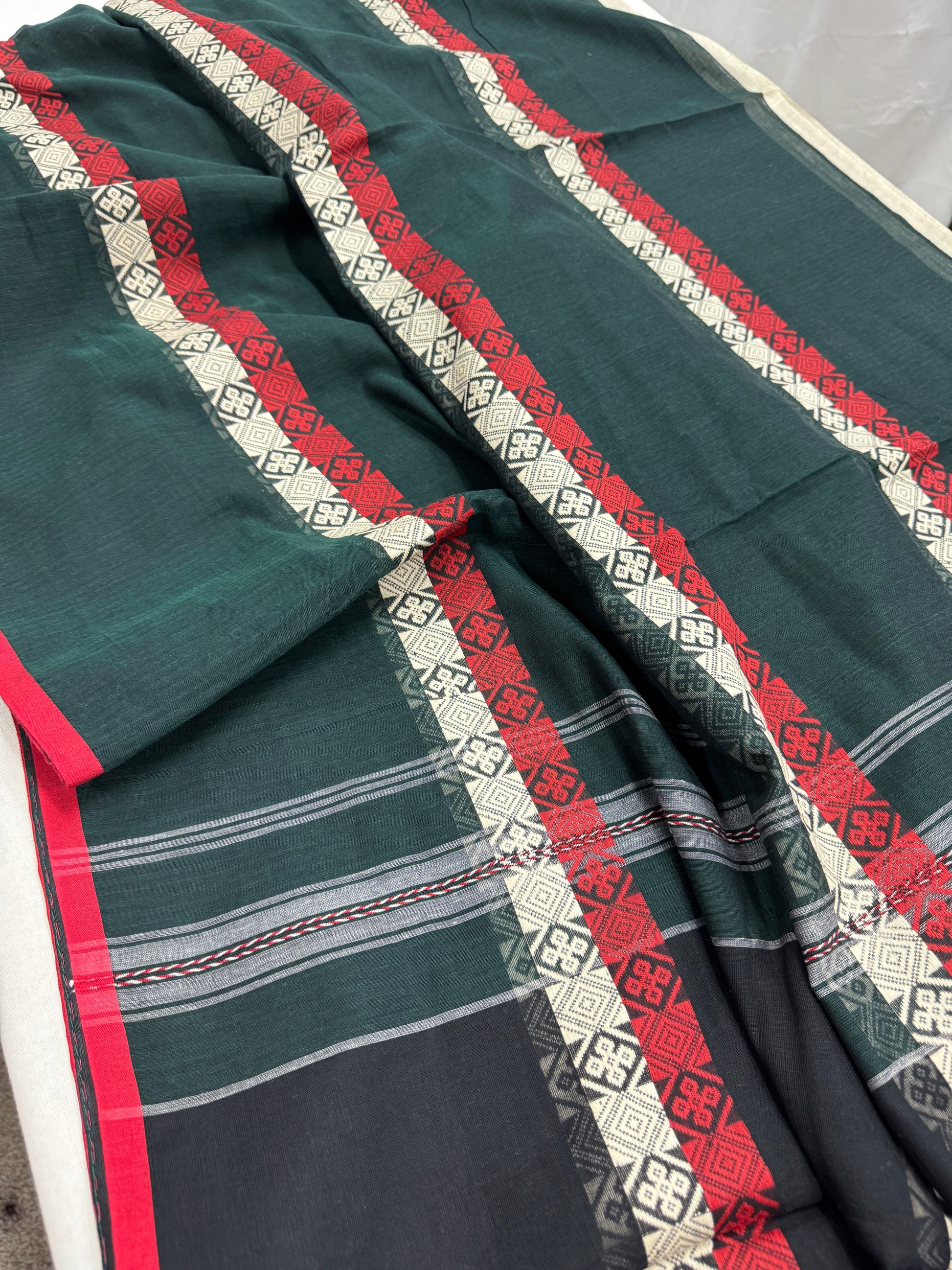 Meadow Melody :  Green Horizontal Stripe Bengali Soft Cotton Dhanekhali Saree image 2