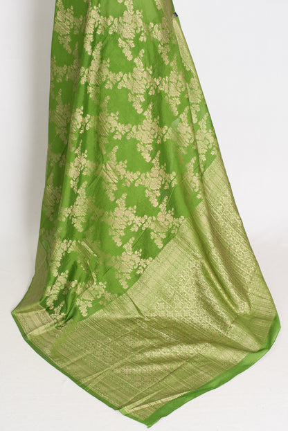 Rashmi:  Green & Gold Semi Crepe Georgette Banarasi Saree image 3