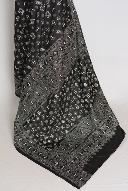 Kriti : Black Pure Silk Hand-Embroidered Kantha Stitch Saree with Warli Designi image 4