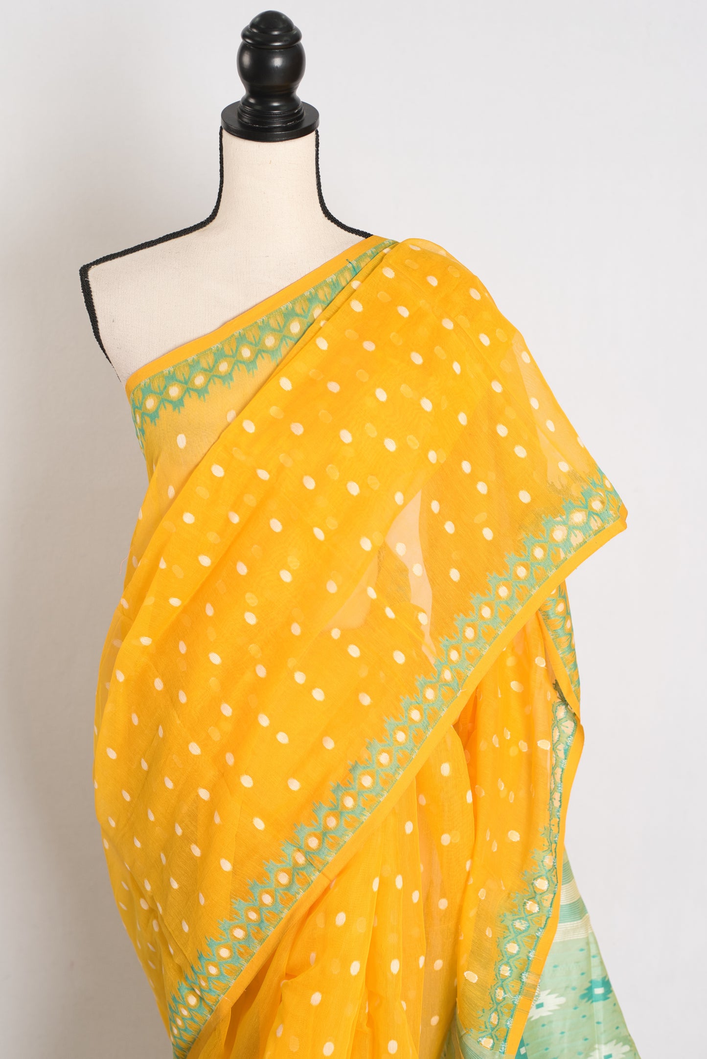 Gayetri : Yellow and Green Blended Soft Cotton Jamdani Bengali Saree image 6