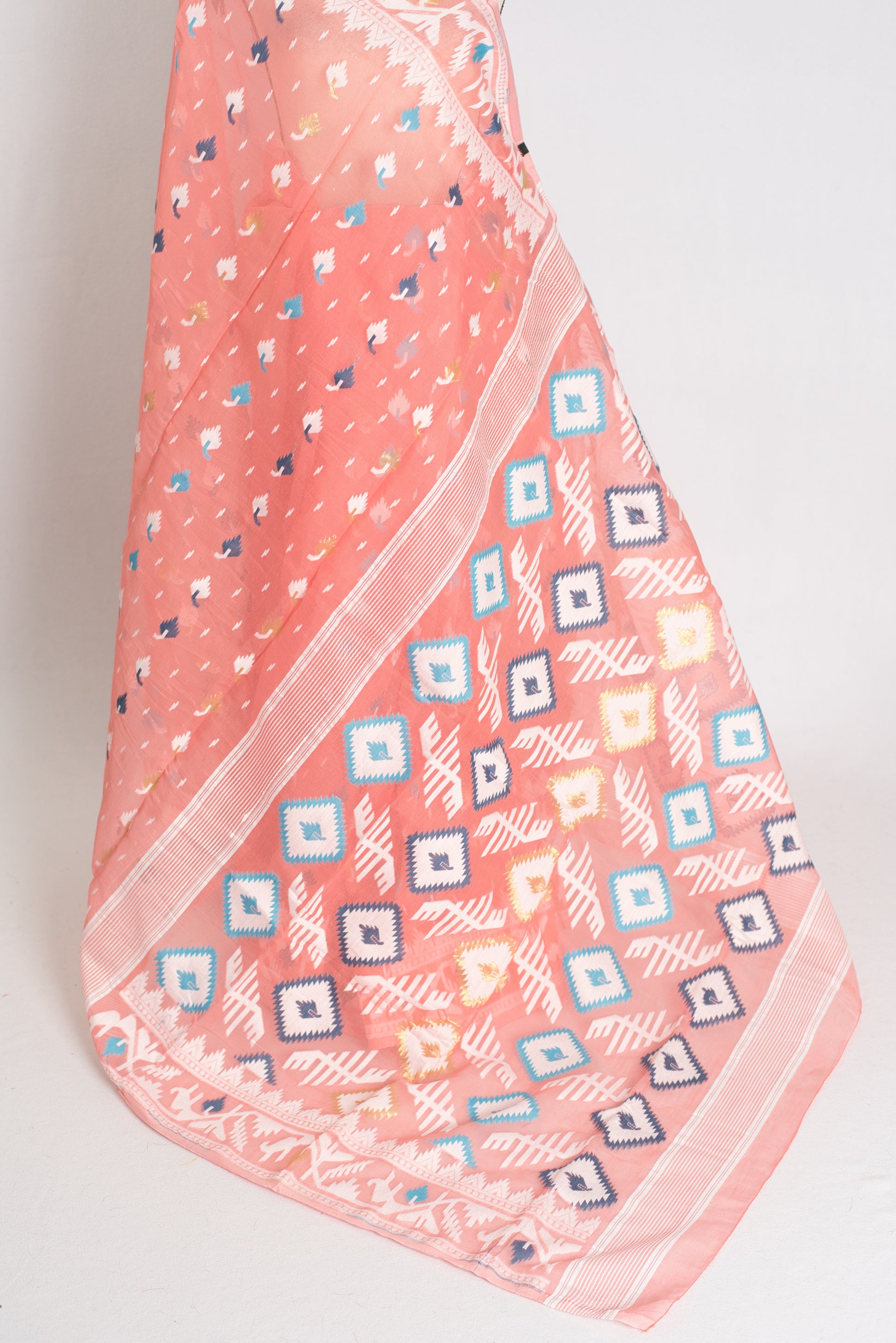 Bina : Peach and White Blended Soft Cotton Jamdani Bengali Saree image 2