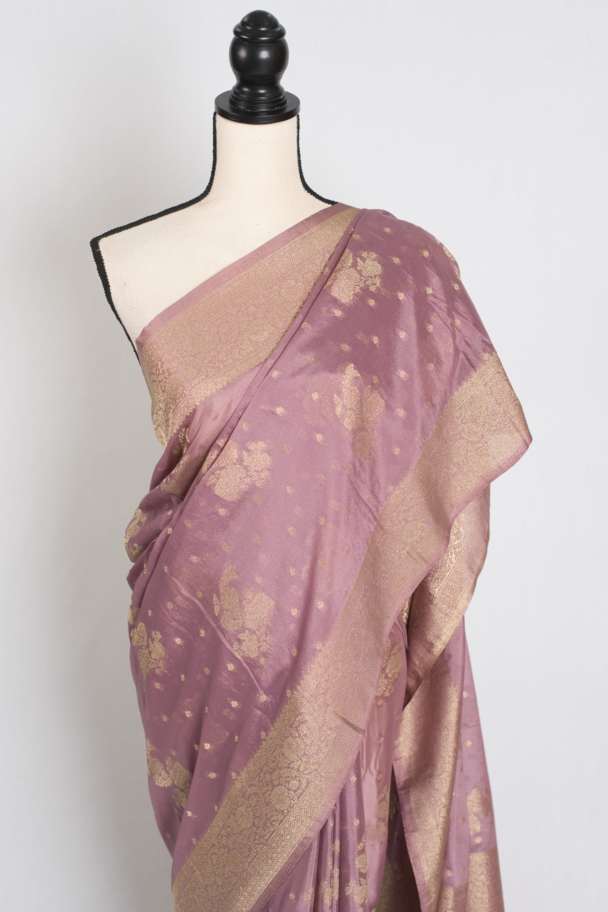 Mohini : English Purple Lightweight Semi Crepe Banarasi Saree image 5