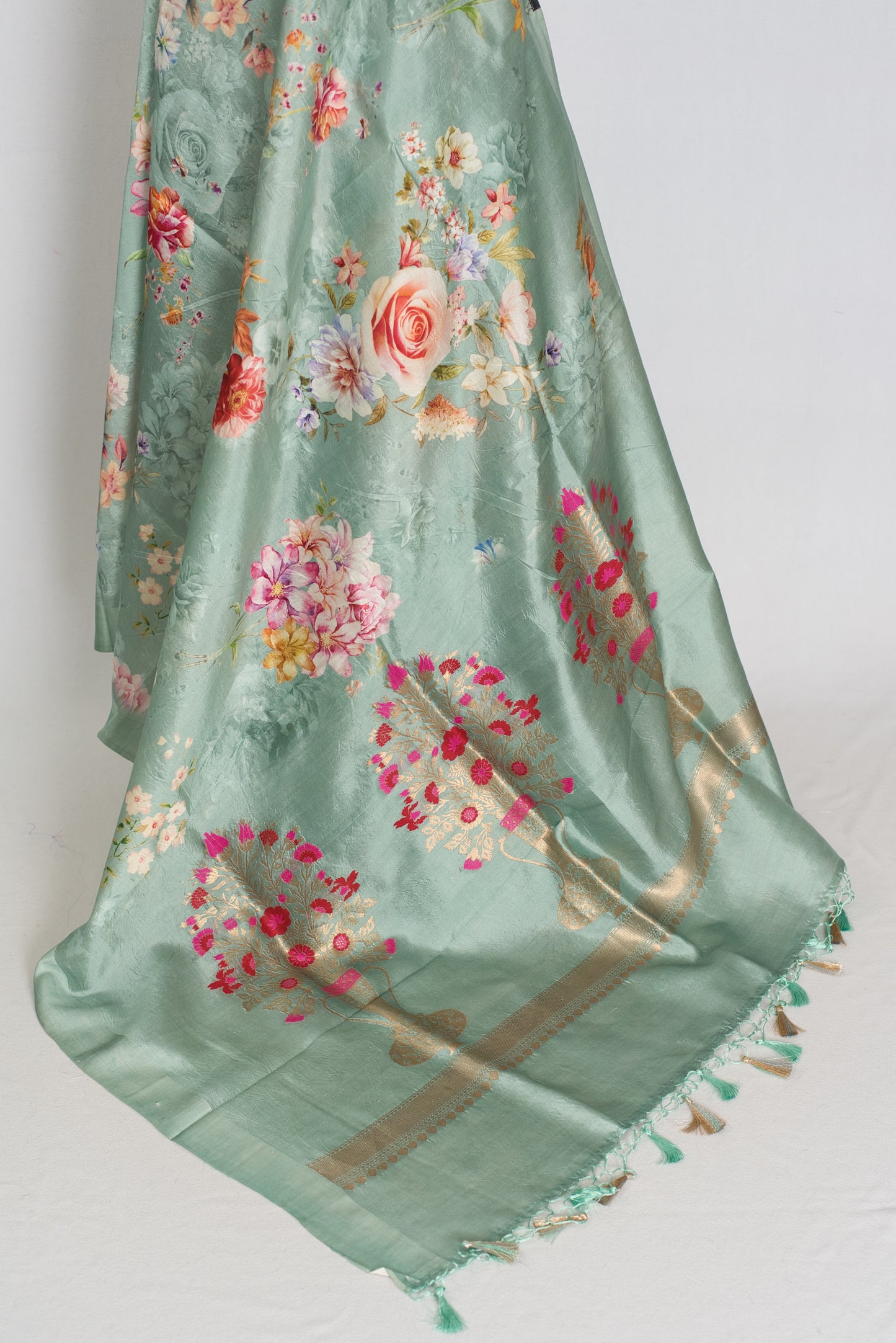Soma : Sea Green Floral Banarasi Katan Silk Saree with 40 Size Stitched Blouse image 4