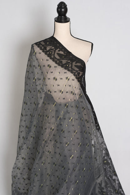Bithi : Grey and Black Blended Soft Cotton Bengali Jamdani Saree image 3
