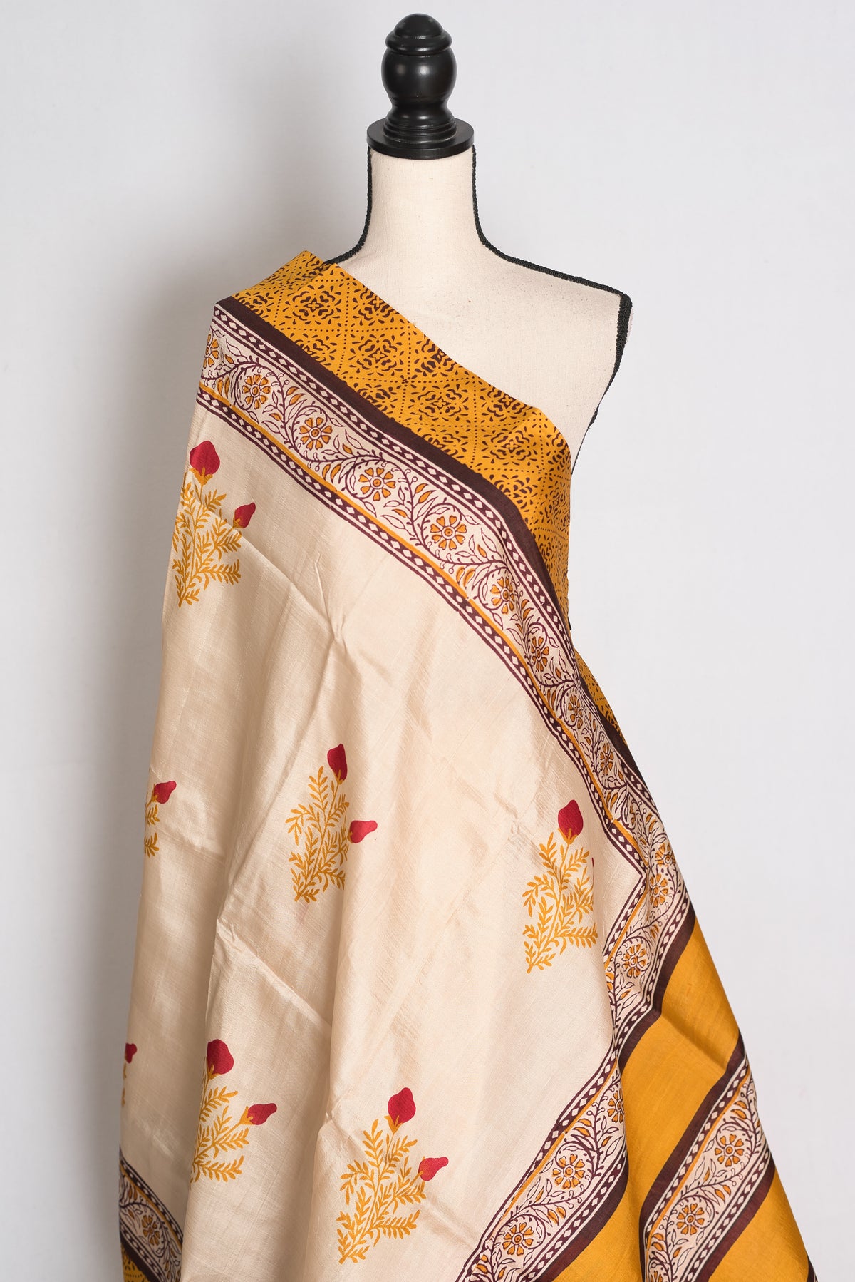 Mati : Cream and Mustard Yellow Printed Pure Silk Saree with 38 Size Blouse image 6